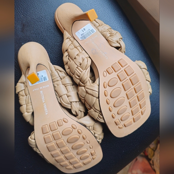 Bottega Veneta Woven Sandals 41 - Picture 6 of 10